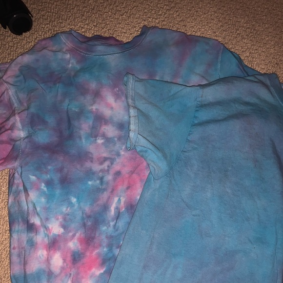 ☆ TWO tees ☆ - Picture 3 of 3